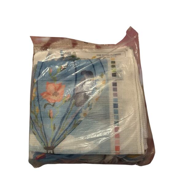 Vintage 1983 Columbia Minerva Needlepoint Kit Crewel Flying Flowers 16 x 20” Art - Picture 4 of 4